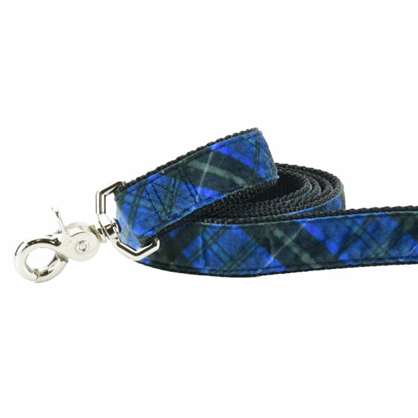Premium Pet Guardian Gear: Midnight Winter Plaid Velvet Dog Leash - Sanctum Paws and Fangs