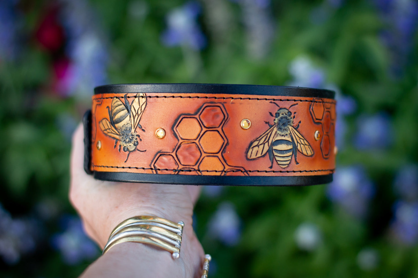 The Honey Bee Dog Collar